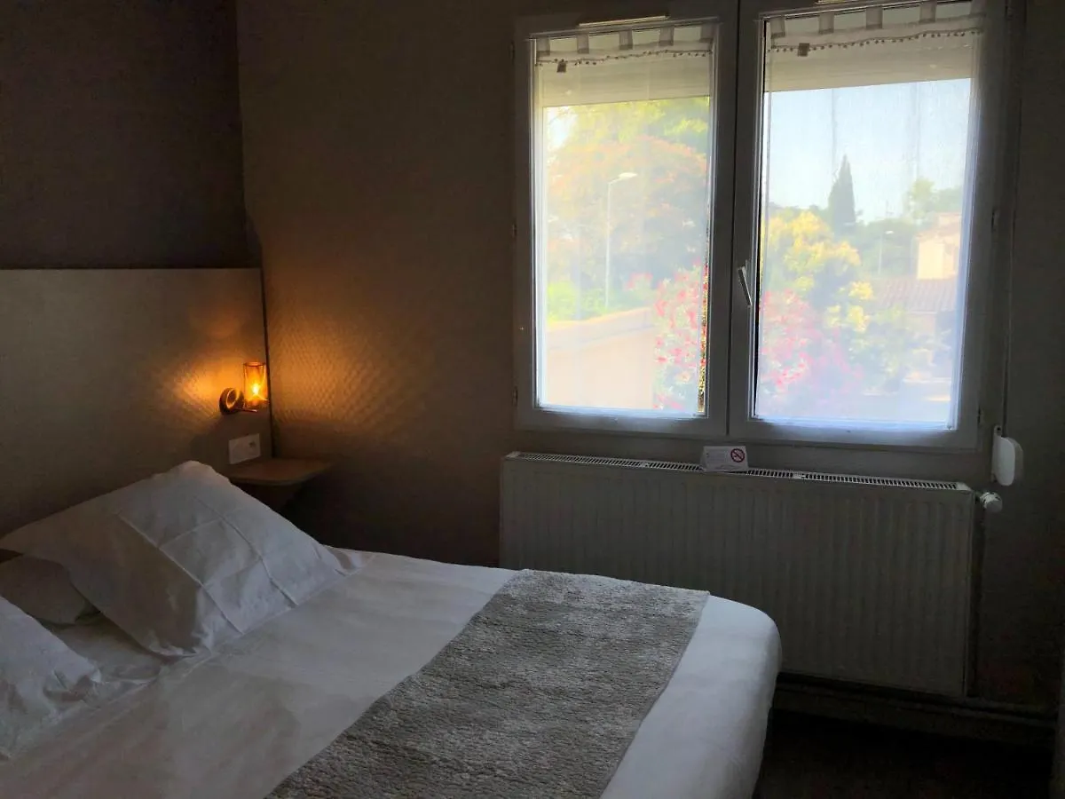 Hotel Du Viaduc Tarascon 2*,  France